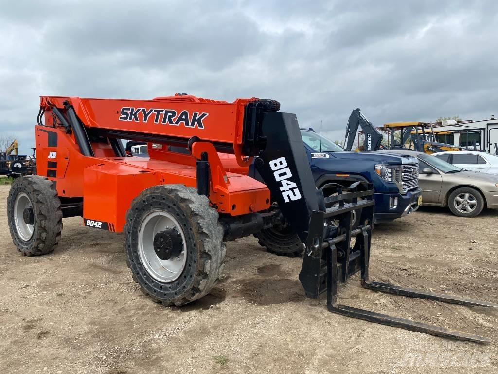 SkyTrak 8042 텔러 핸들러