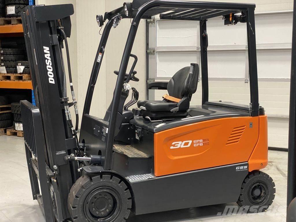 Doosan B30X-7 전동 지게차