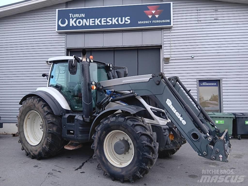 Valtra T 214 D 트랙터