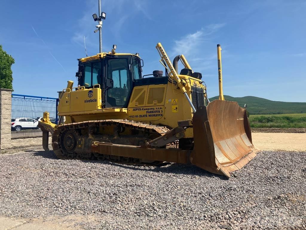 Komatsu D65 EX-18 크롤러 도저