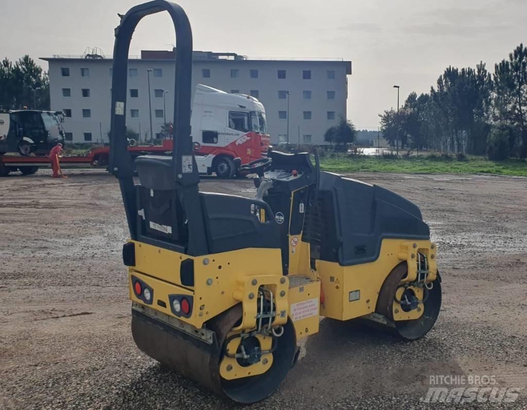 Bomag BW 100 AD M-5 트윈 드럼 롤러