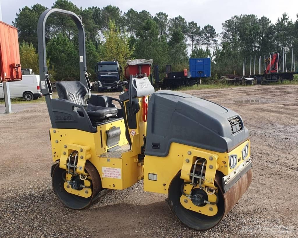 Bomag BW 100 AD M-5 트윈 드럼 롤러