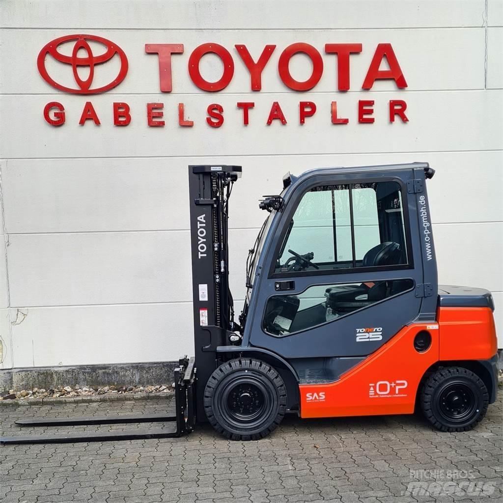 Toyota 52-8FDF25 디젤 지게차