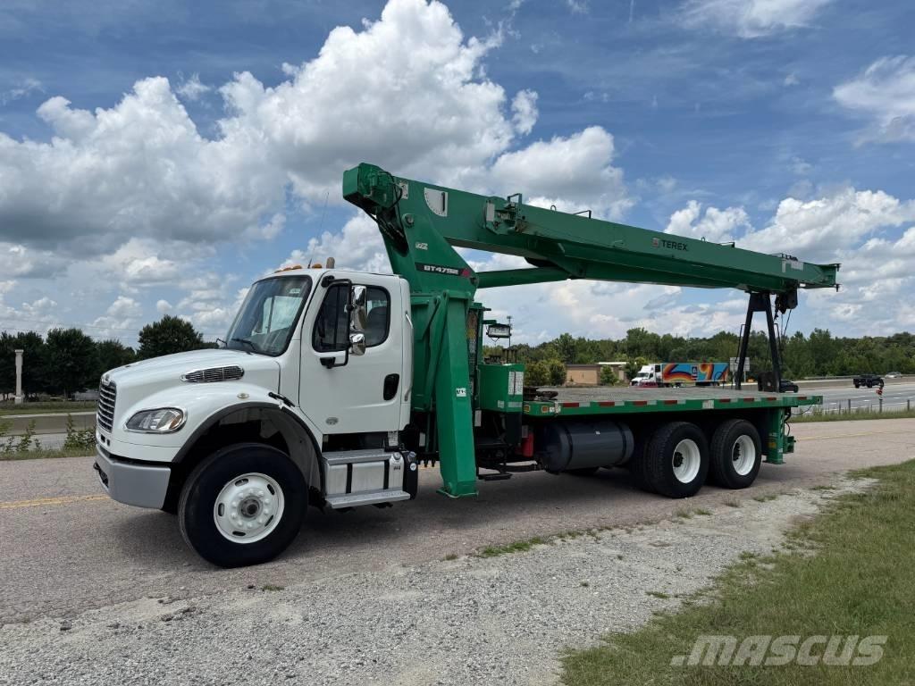 Freightliner M2 트랙 크레인