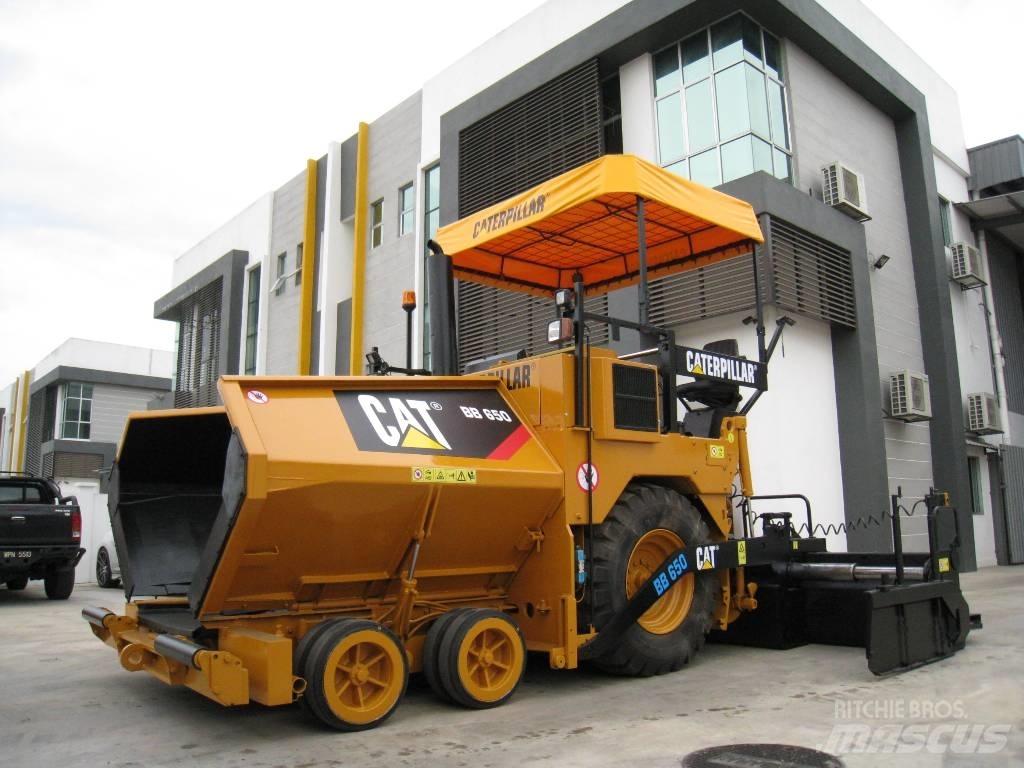 Bitelli Cat BB650 아스팔트 포장장비