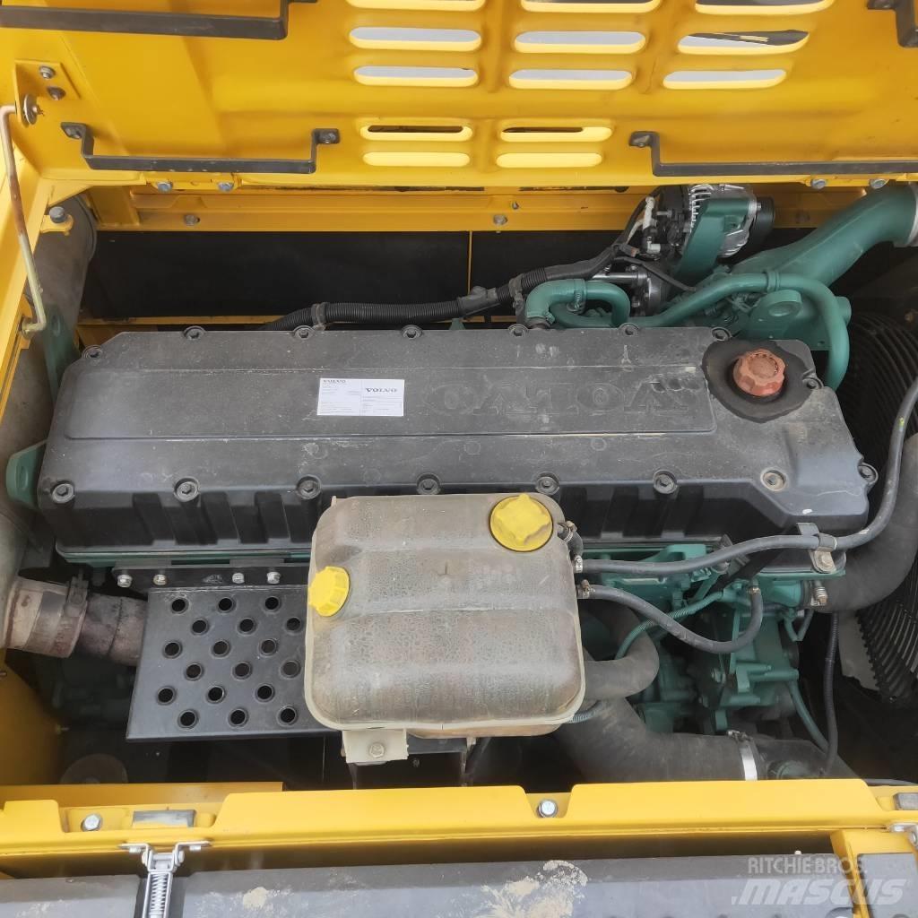 Volvo EC 360 대형 굴삭기 29톤 이상