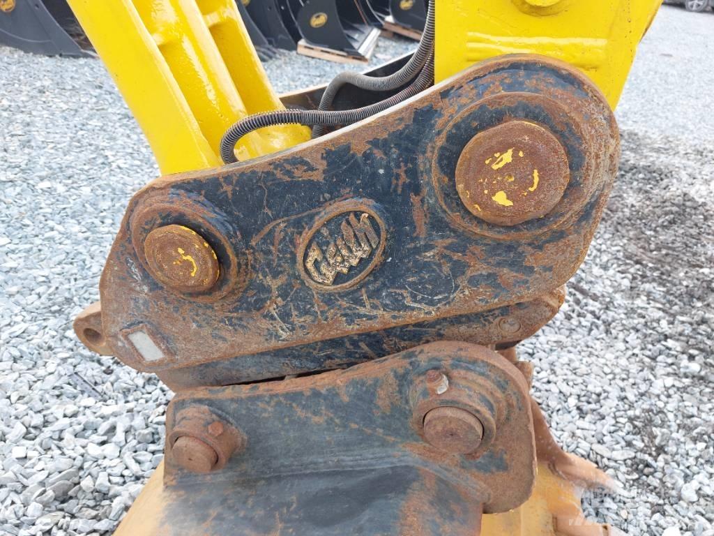 Komatsu PC210LC-11 대형 굴삭기 29톤 이상