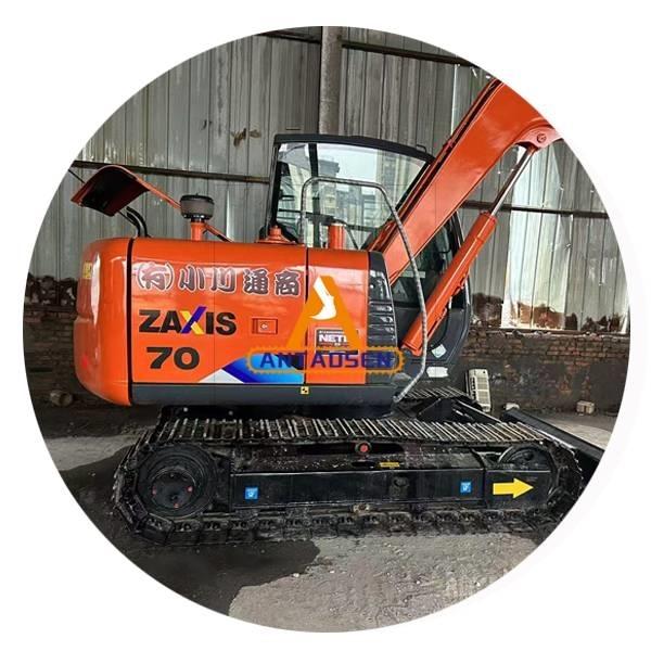 Hitachi ZX 70 소형 굴삭기 7톤 미만