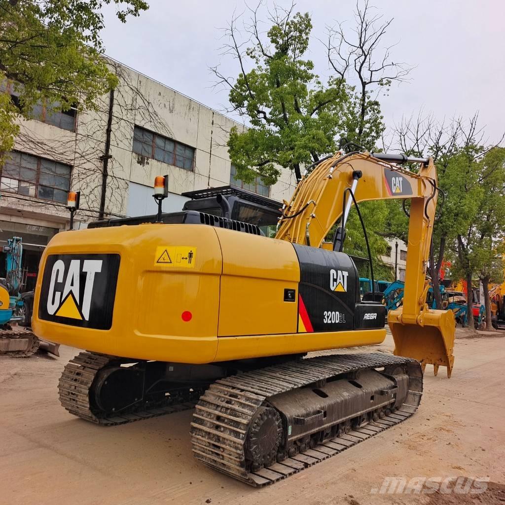 CAT 320 D 2 L 대형 굴삭기 29톤 이상