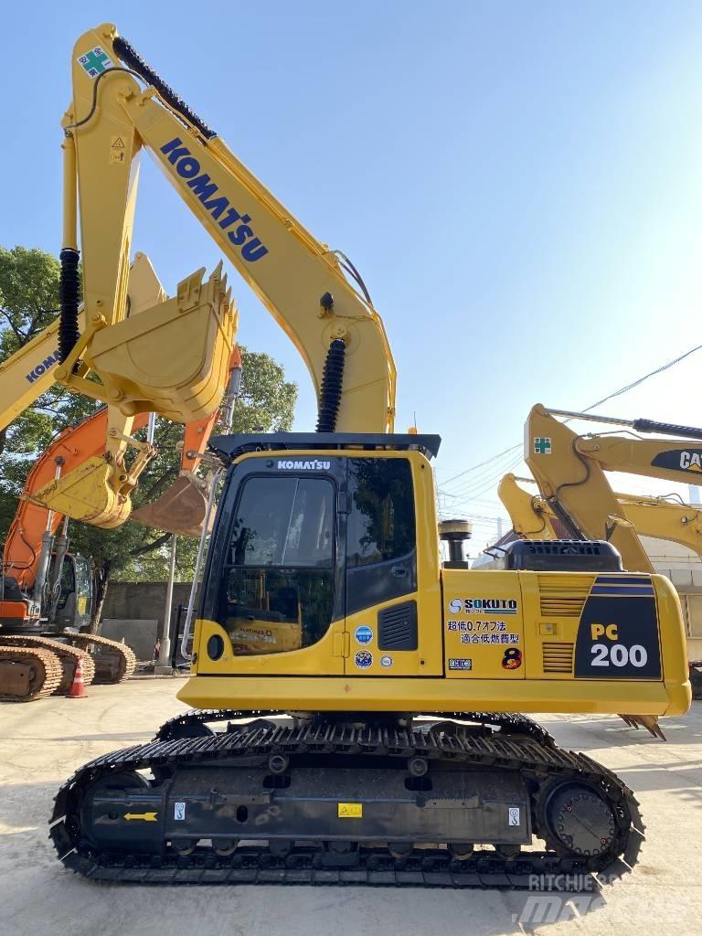 Komatsu PC200 대형 굴삭기 29톤 이상
