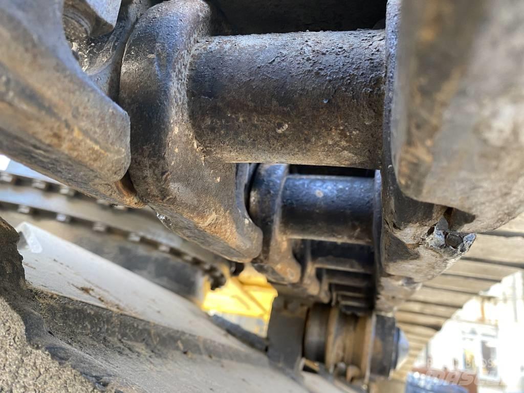 Komatsu PC200 대형 굴삭기 29톤 이상