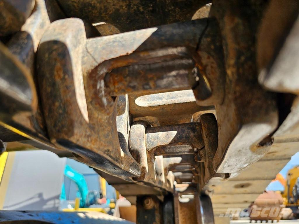 Kobelco SK210LC-9 대형 굴삭기 29톤 이상