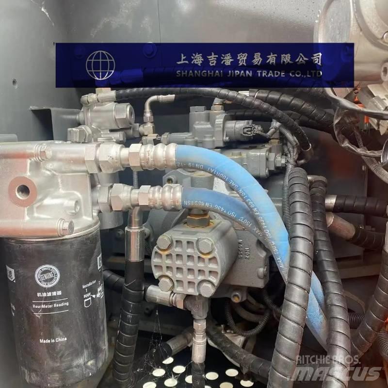 Hitachi ZX 120 대형 굴삭기 29톤 이상