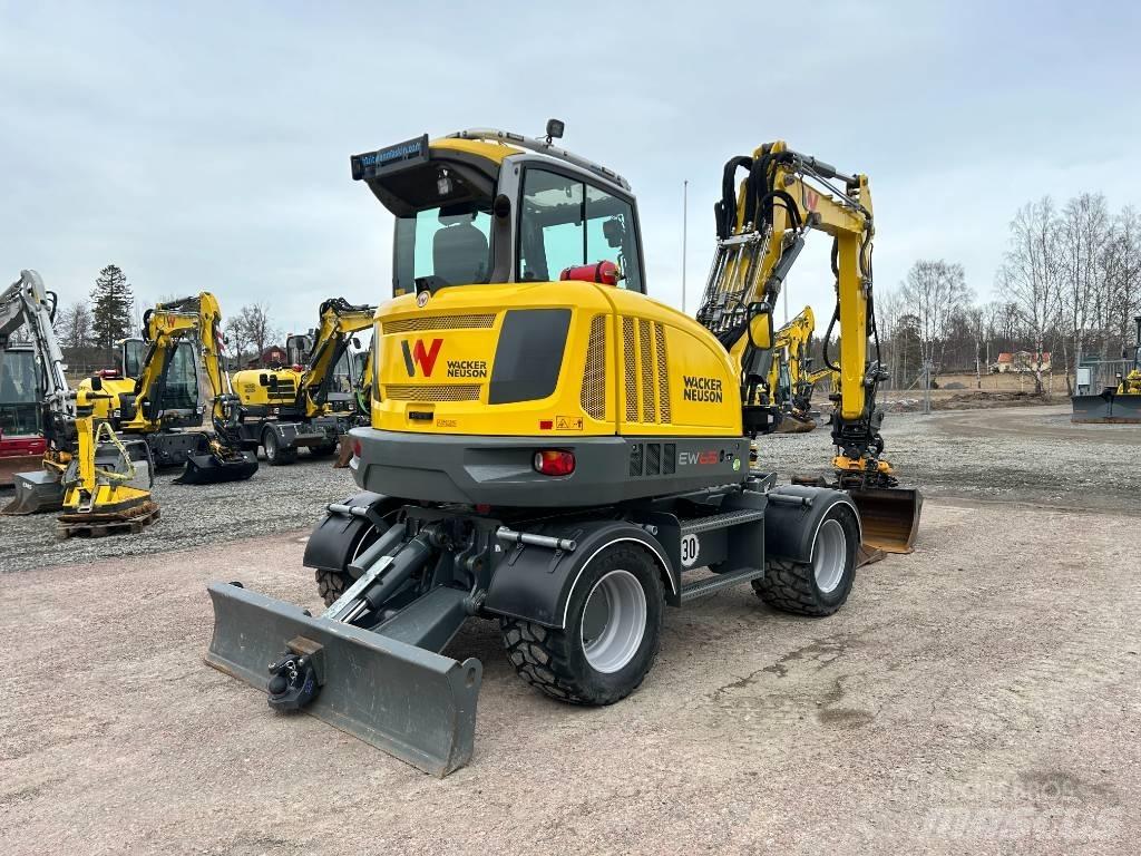 Wacker Neuson EW65  휠 굴삭기