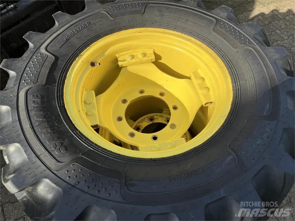 Alliance 420/70R24 타이어, 휠 및 림