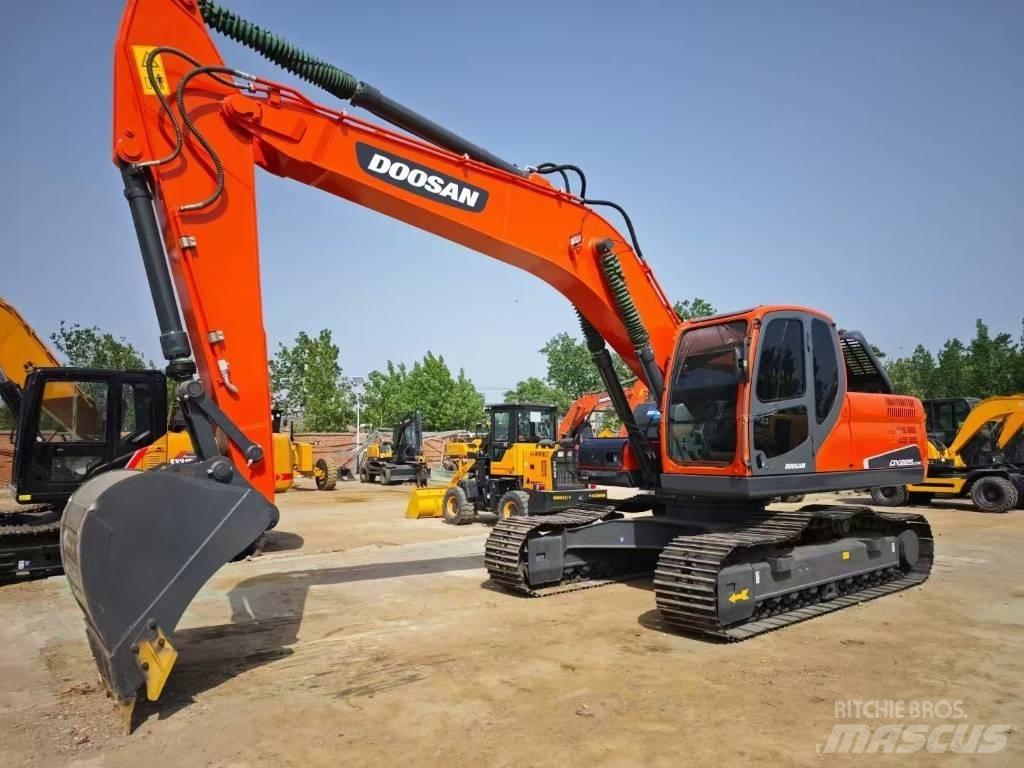 Doosan DX 225 LC 대형 굴삭기 29톤 이상