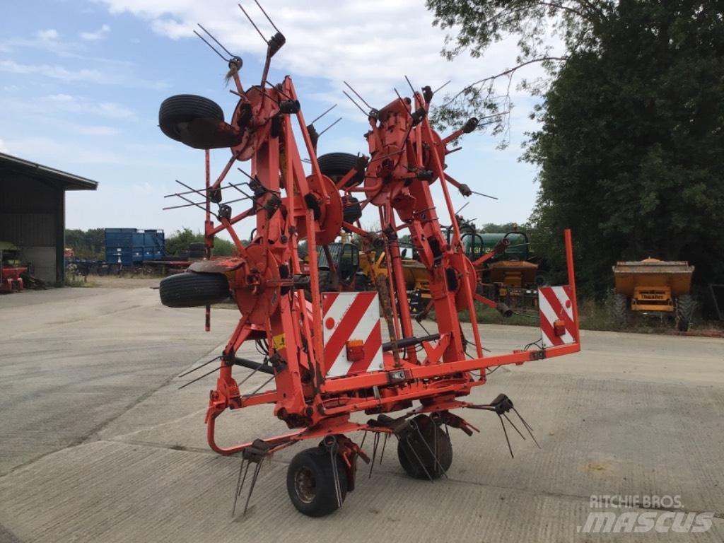 Kuhn GF 8702 갈퀴 및 테더