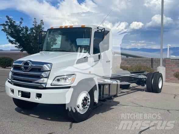 Hino L6 새시 운전실 트럭