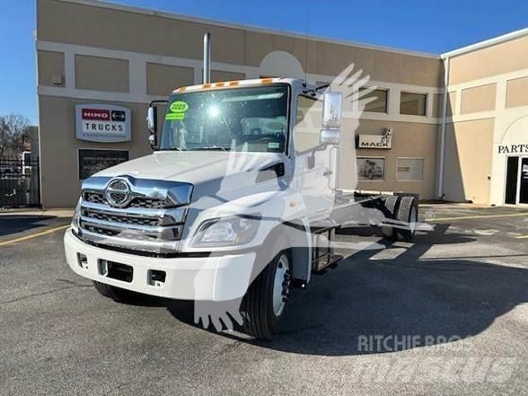 Hino L7 새시 운전실 트럭
