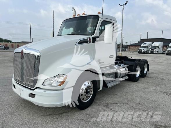 Kenworth T680 트랙터 유닛
