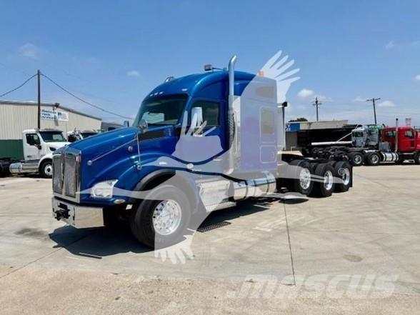 Kenworth T880 트랙터 유닛