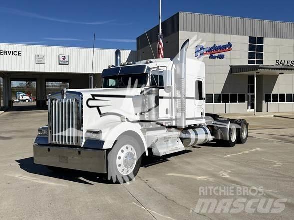 Kenworth W900 트랙터 유닛