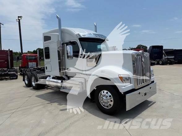 Kenworth W990 트랙터 유닛