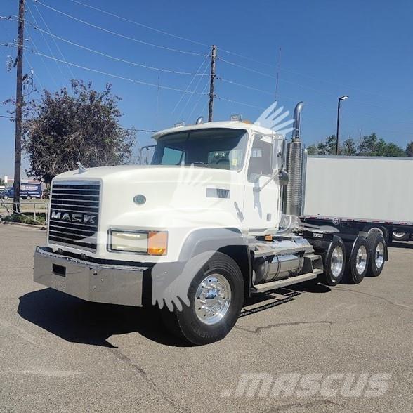 Mack CL733 트랙터 유닛
