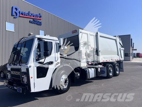Mack LR64R 폐기물 수거 트럭