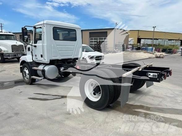 Mack MD6 새시 운전실 트럭