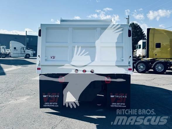 Mack MD6 덤프 트럭