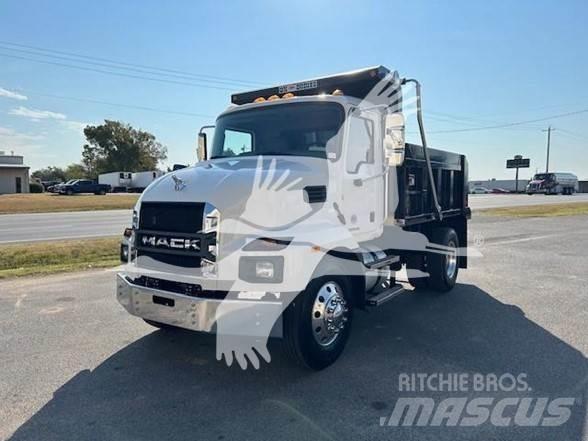 Mack MD6 덤프 트럭