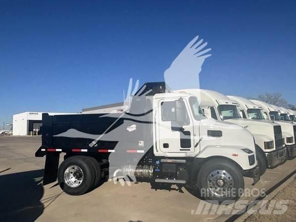 Mack MD6 덤프 트럭