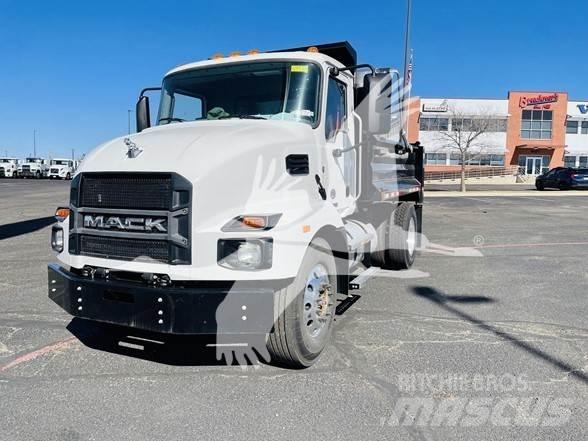 Mack MD6 덤프 트럭