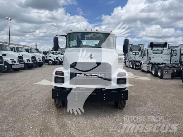 Mack MD6 새시 운전실 트럭