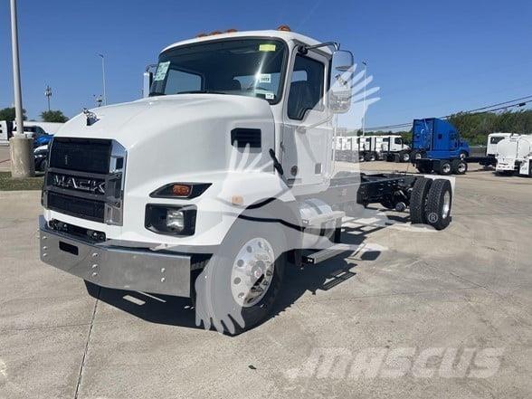 Mack MD6 트랙터 유닛