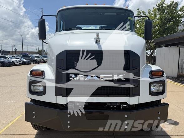 Mack MD6 새시 운전실 트럭
