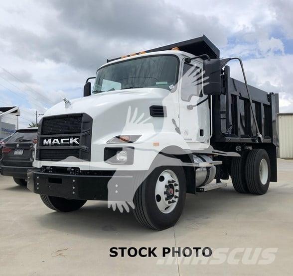 Mack MD6 덤프 트럭