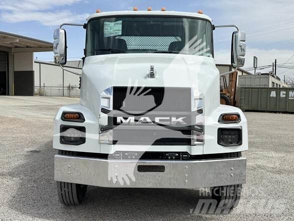 Mack MD7 건설 장비 - 기타