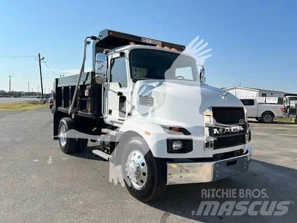 Mack MD7 덤프 트럭