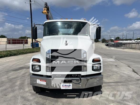 Mack MD7 건설 장비 - 기타