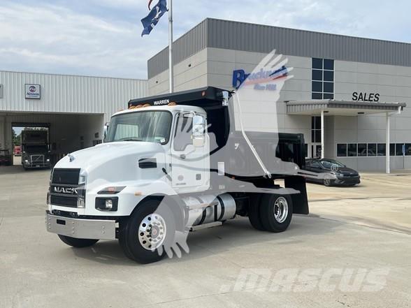 Mack MD7 덤프 트럭