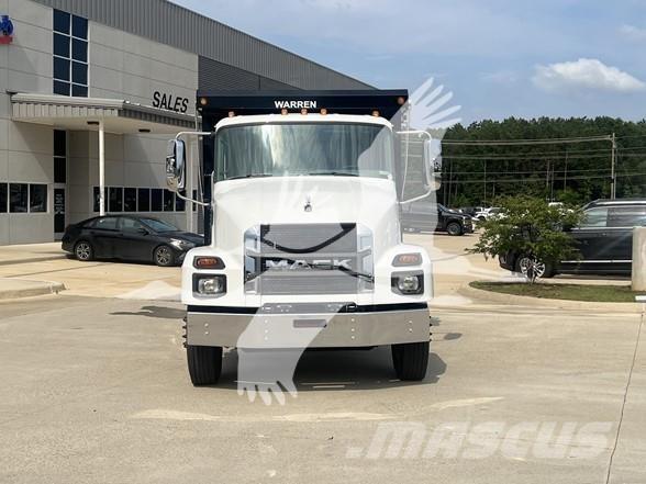Mack MD7 덤프 트럭