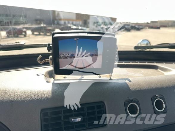 Peterbilt 348 건설 장비 - 기타