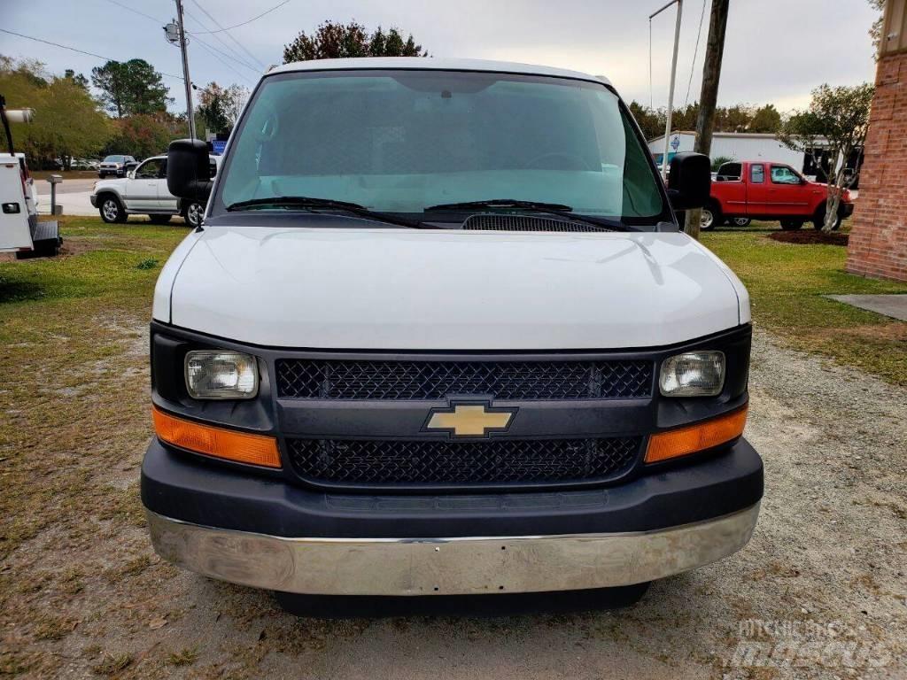 Chevrolet G3500 패널 화물차