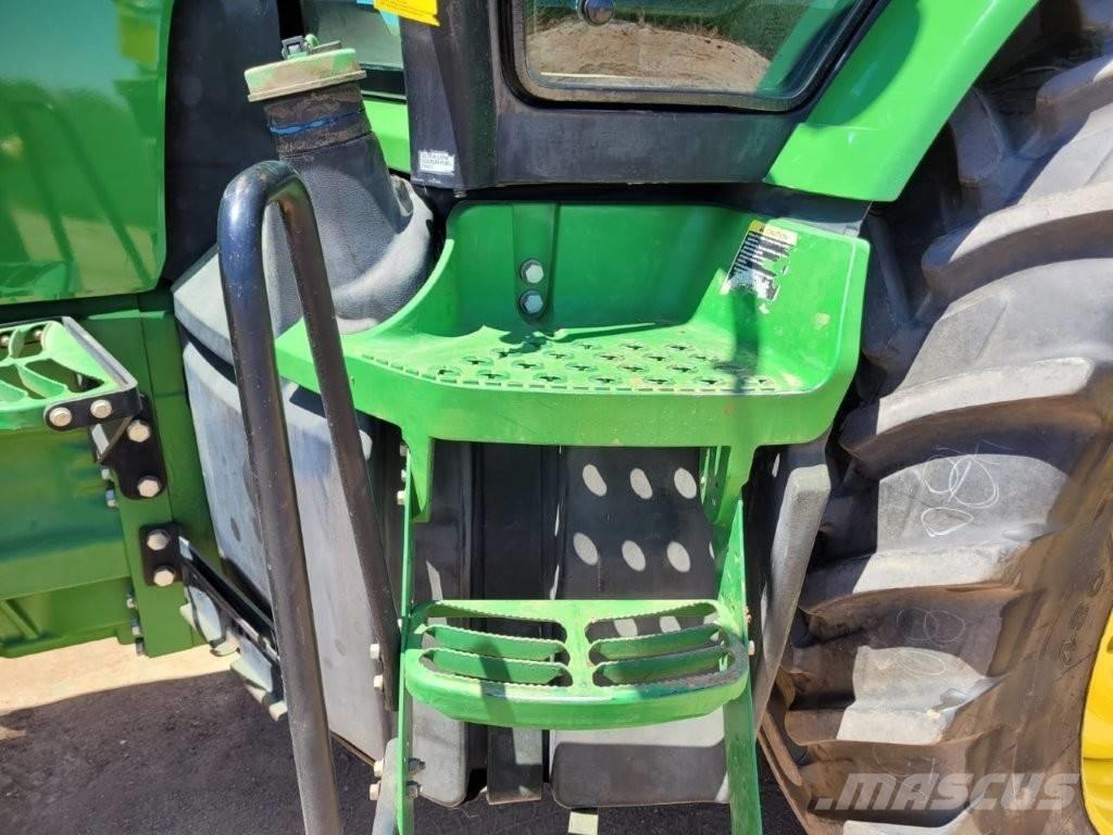 John Deere 8310 R 트랙터
