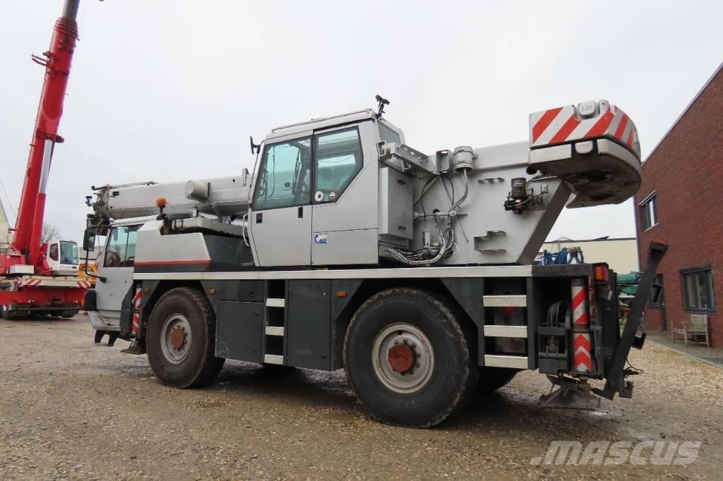 Liebherr LTM 1030/2 A/T 크레인