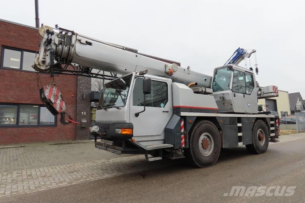 Liebherr LTM 1030/2 A/T 크레인