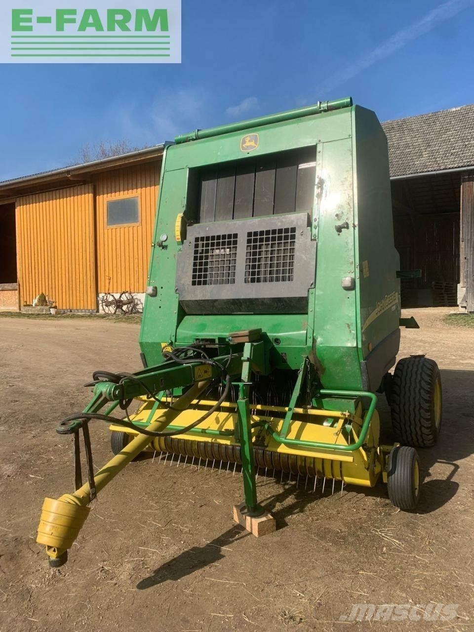 John Deere 592C 각형 곤포기