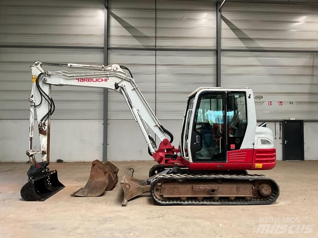 Takeuchi TB 285 중형굴삭기 7톤-28톤